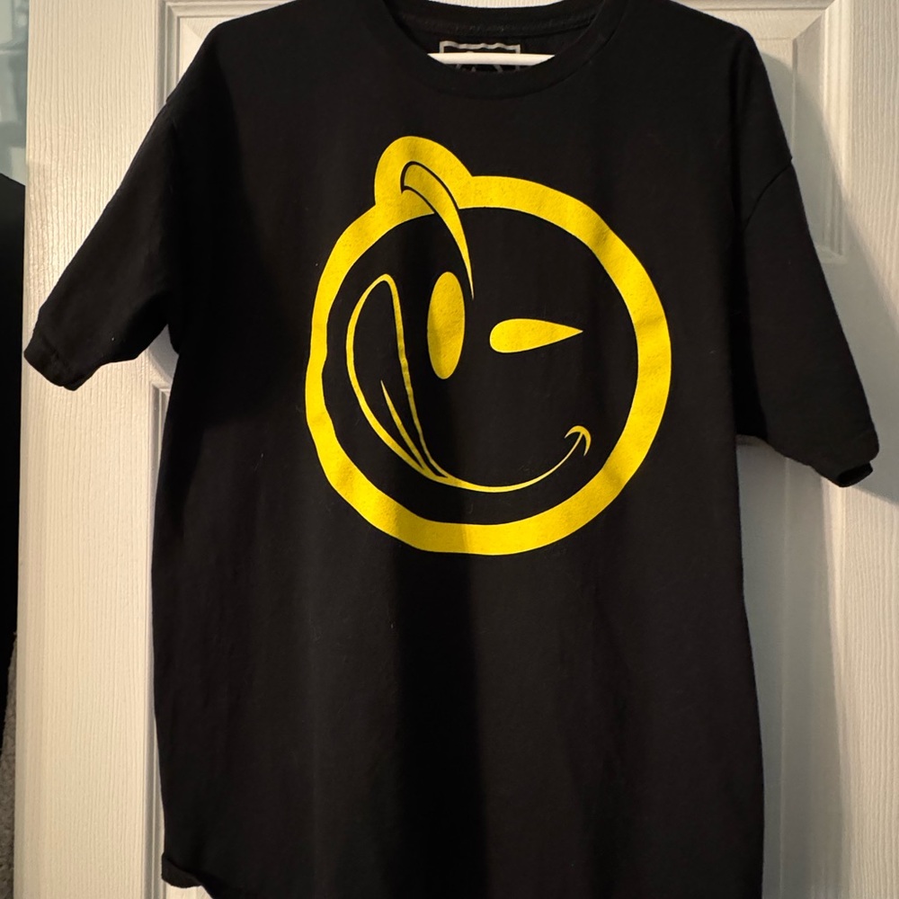 Black and Yellow Graphic Tee